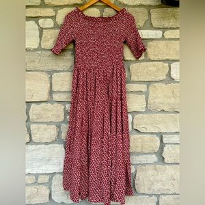 Keep on Dancing Floral Midi Dress-Bella Ella Boutique. Size small. NWT.